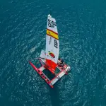 Treviso, catamarano elettrico contro alghe e rifiuti nel Sile