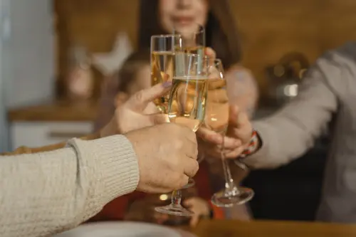 Prosecco di Treviso: storia e DOCG del vino globale