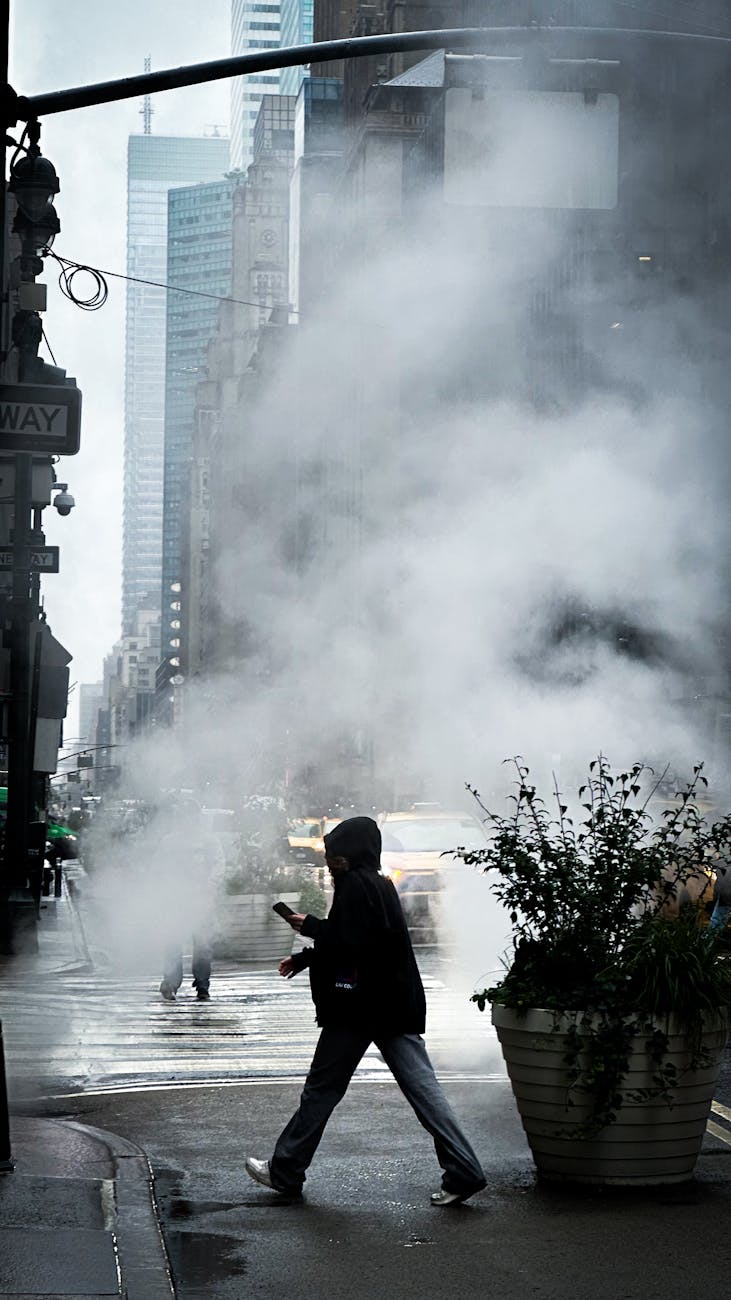 Qualità dell’aria in Italia, nel 2025 migliorano PM e biossido di azoto